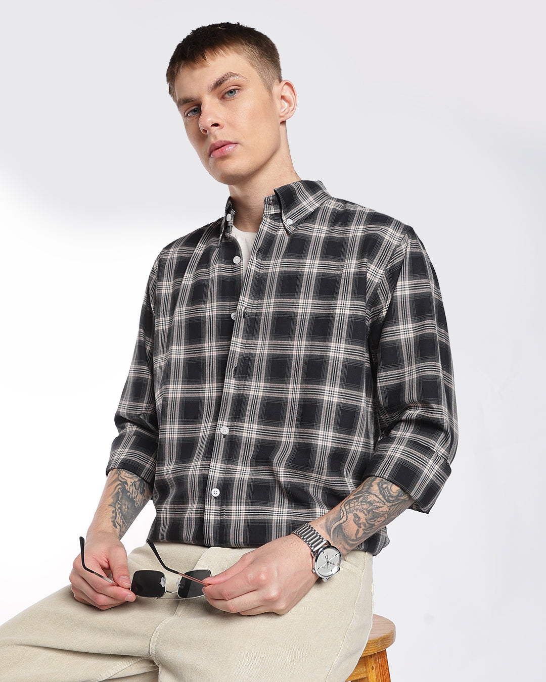 Charcoal & Cream Button-Down Plaid Regular Fit Shirt
