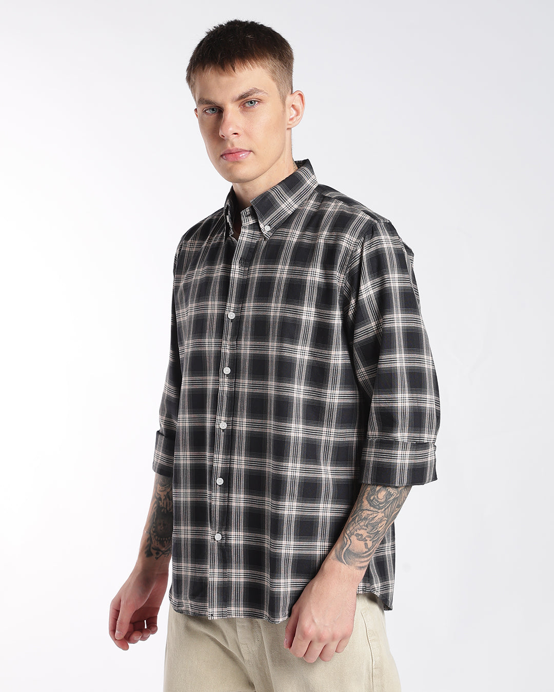 Charcoal & Cream Button-Down Plaid Regular Fit Shirt